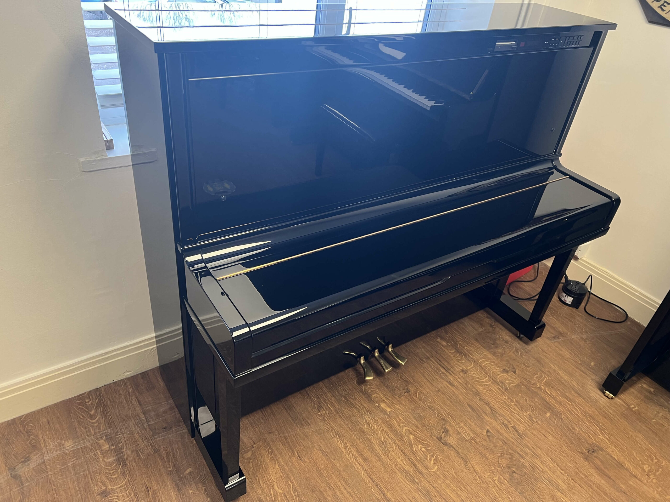 Yamaha MX101R Upright Piano Handel Pianos LTD